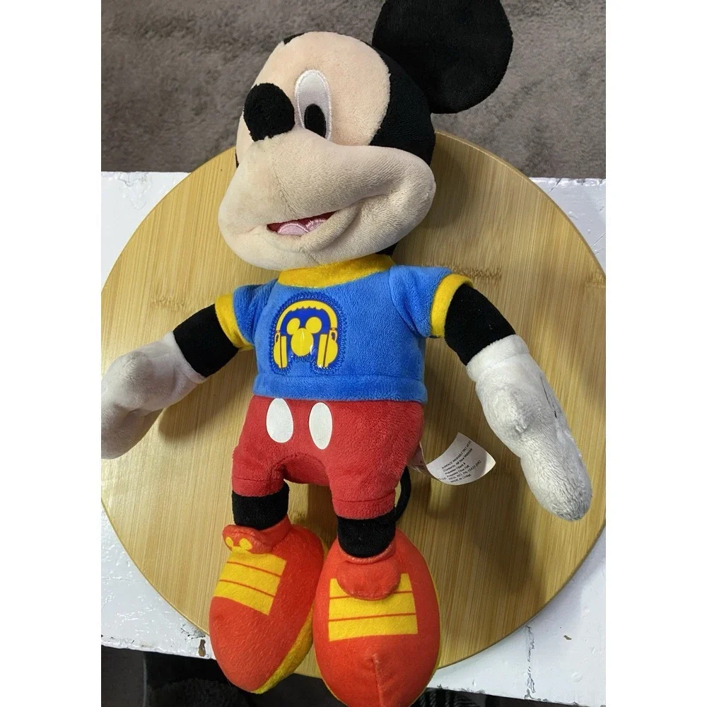 Disney Junior‎ Singing Mickey Mouse 12